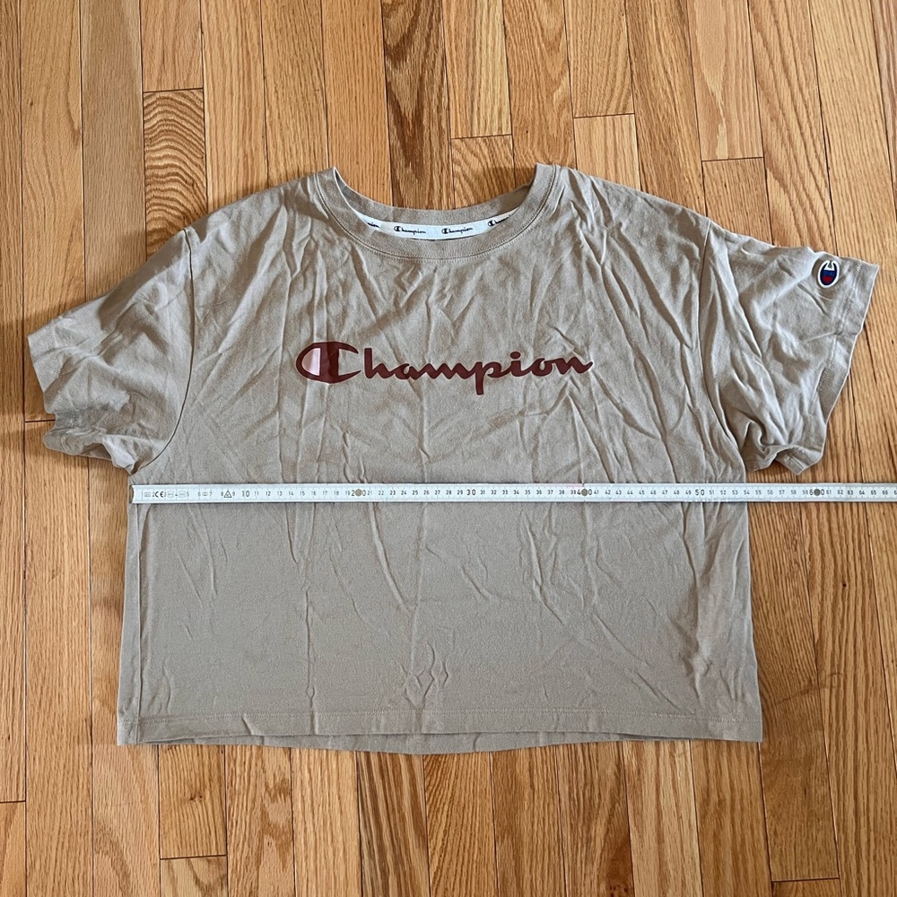 Cropped Champion Tee